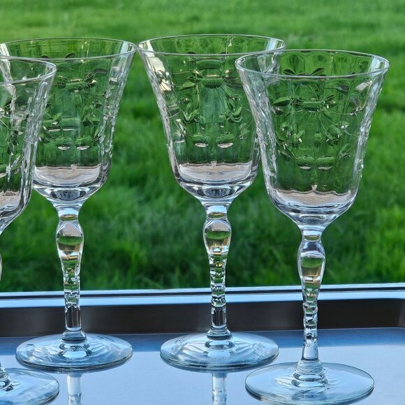 Depression Glass Cut Floral Wine Glasses 6.2" lightweight optic fine crystal (4) - Picture 4 of 10